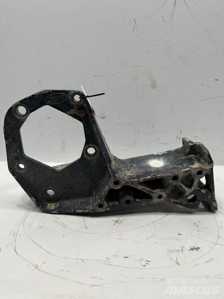 Peterbilt  Other components