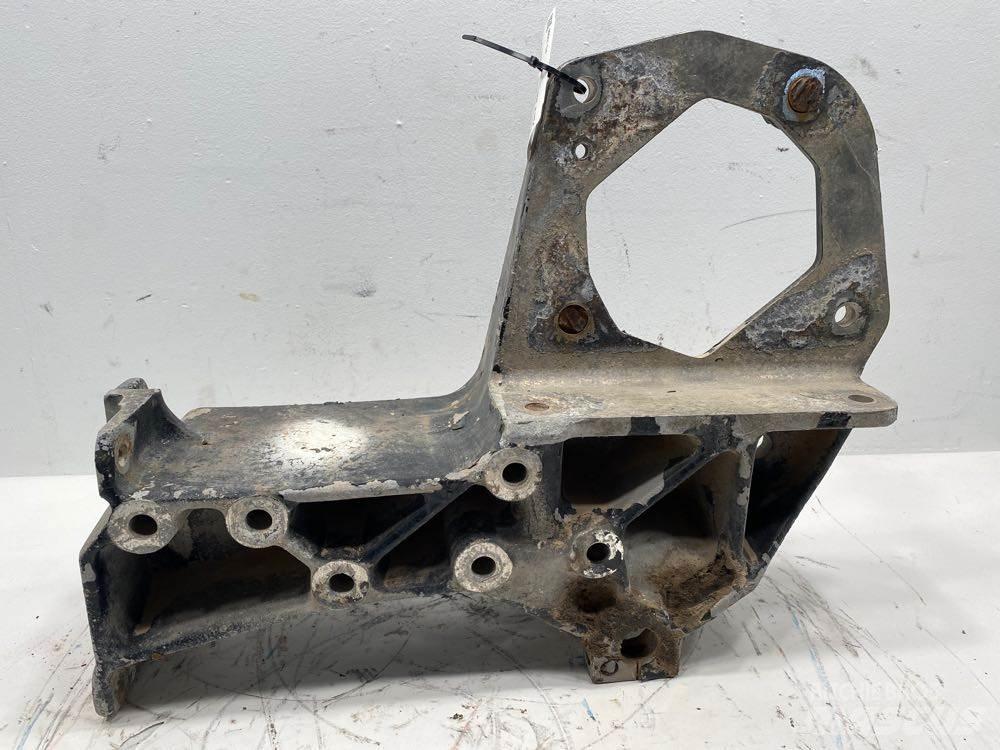 Peterbilt  Other components