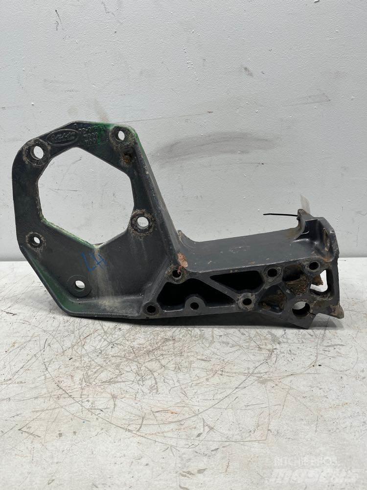 Peterbilt  Other components