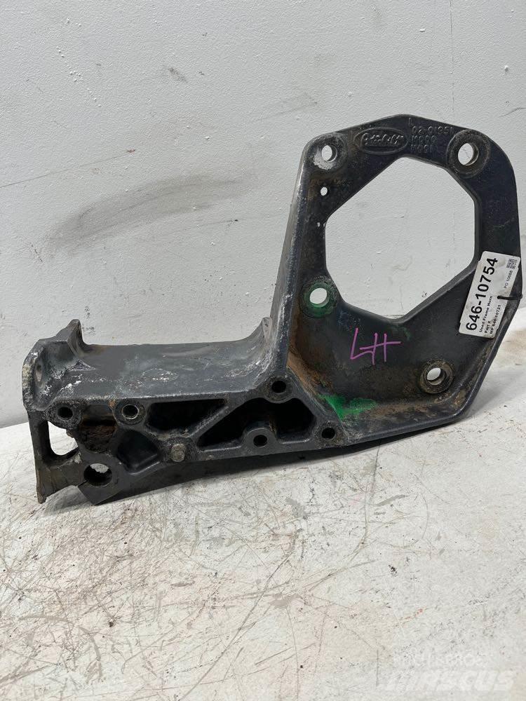 Peterbilt  Other components