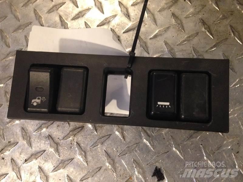 Volvo VNL Electronics