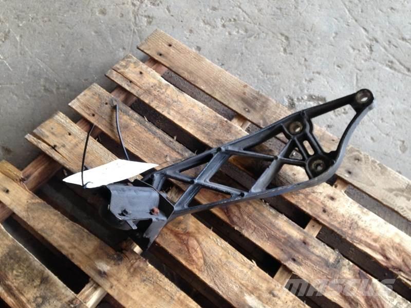 Volvo VNL Other components