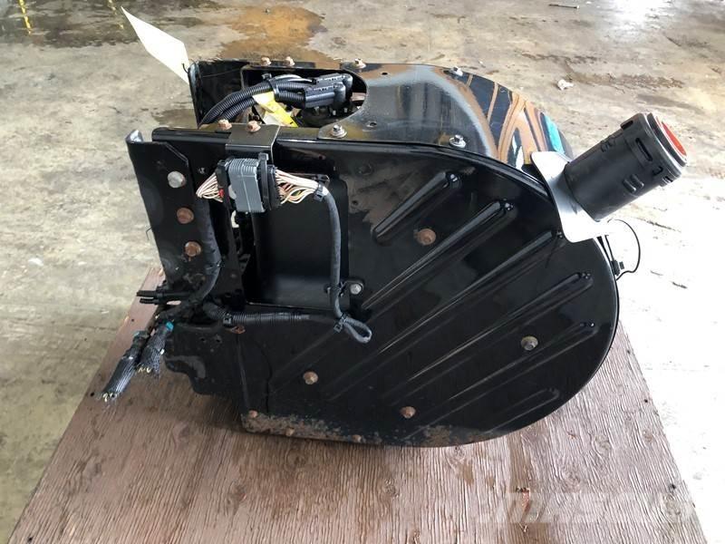 Volvo VNL Other components