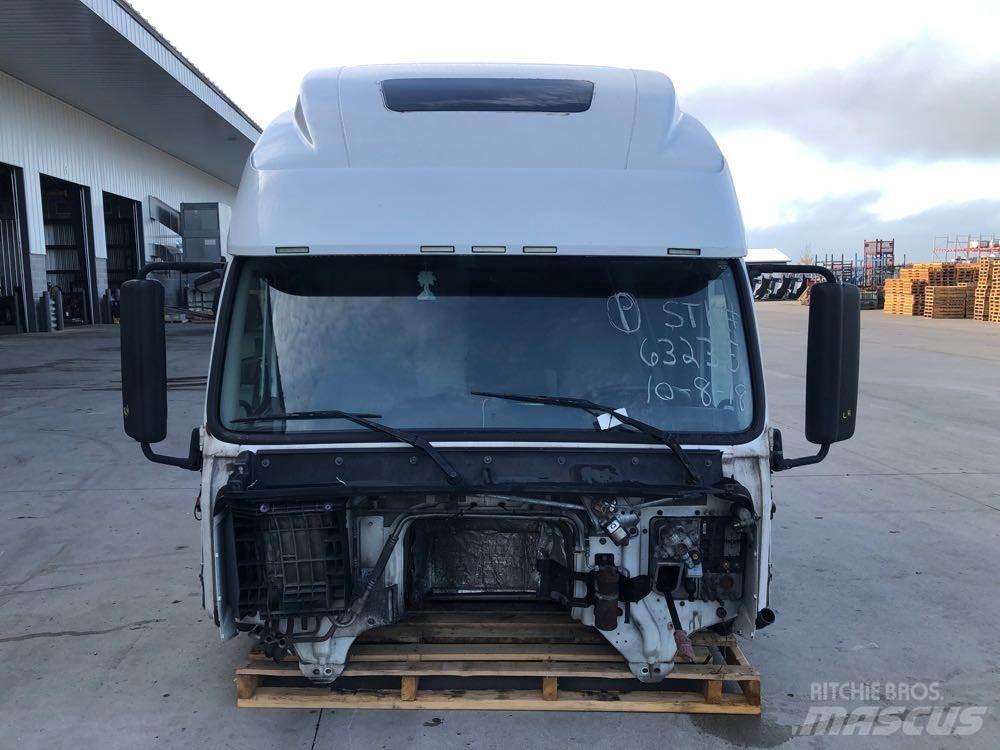 Volvo VNL Cabins and interior