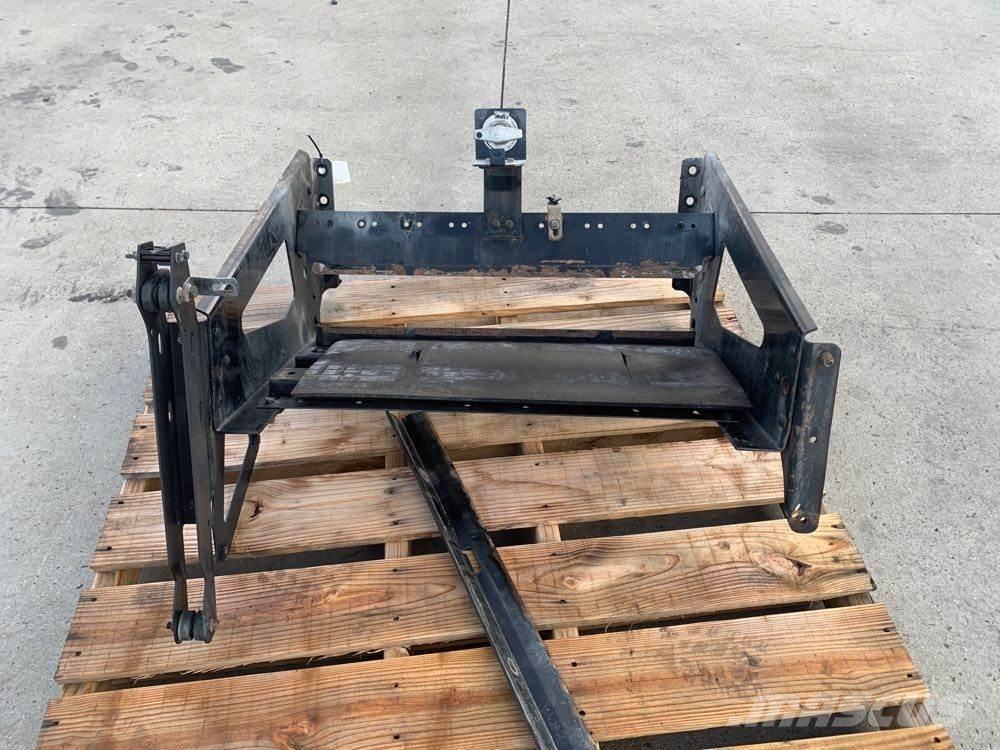 Volvo VNL Other components