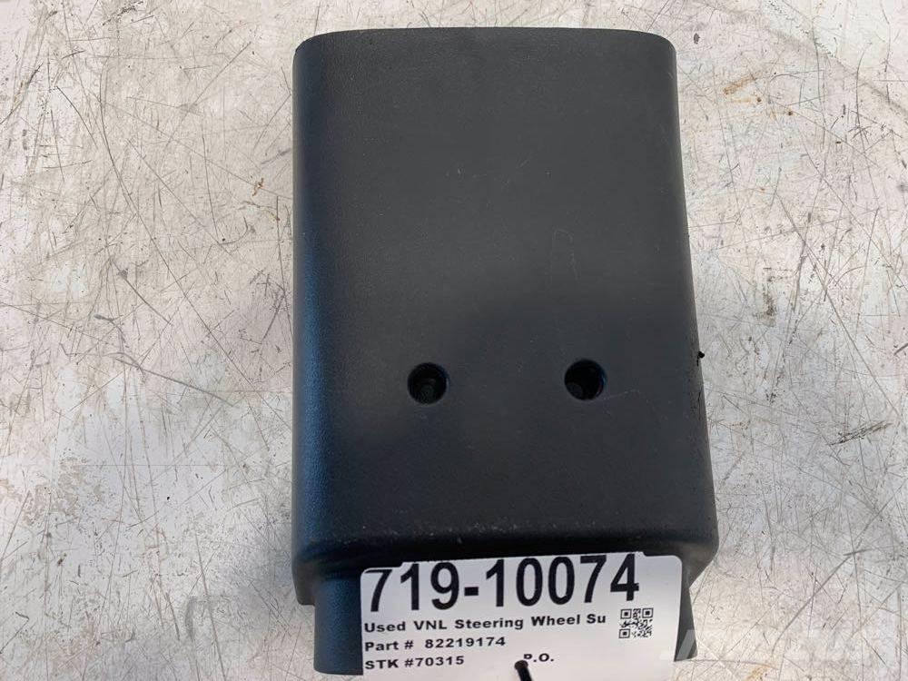 Volvo VNL Other components