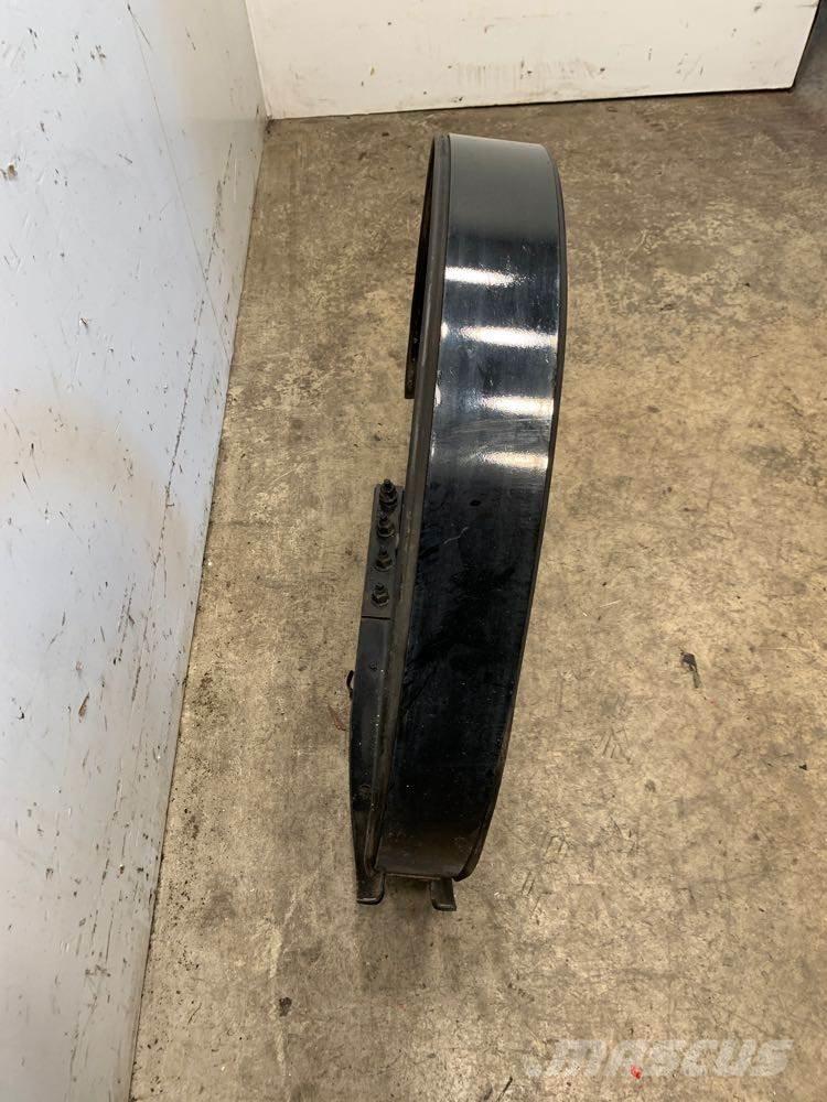 Volvo VNL Other components