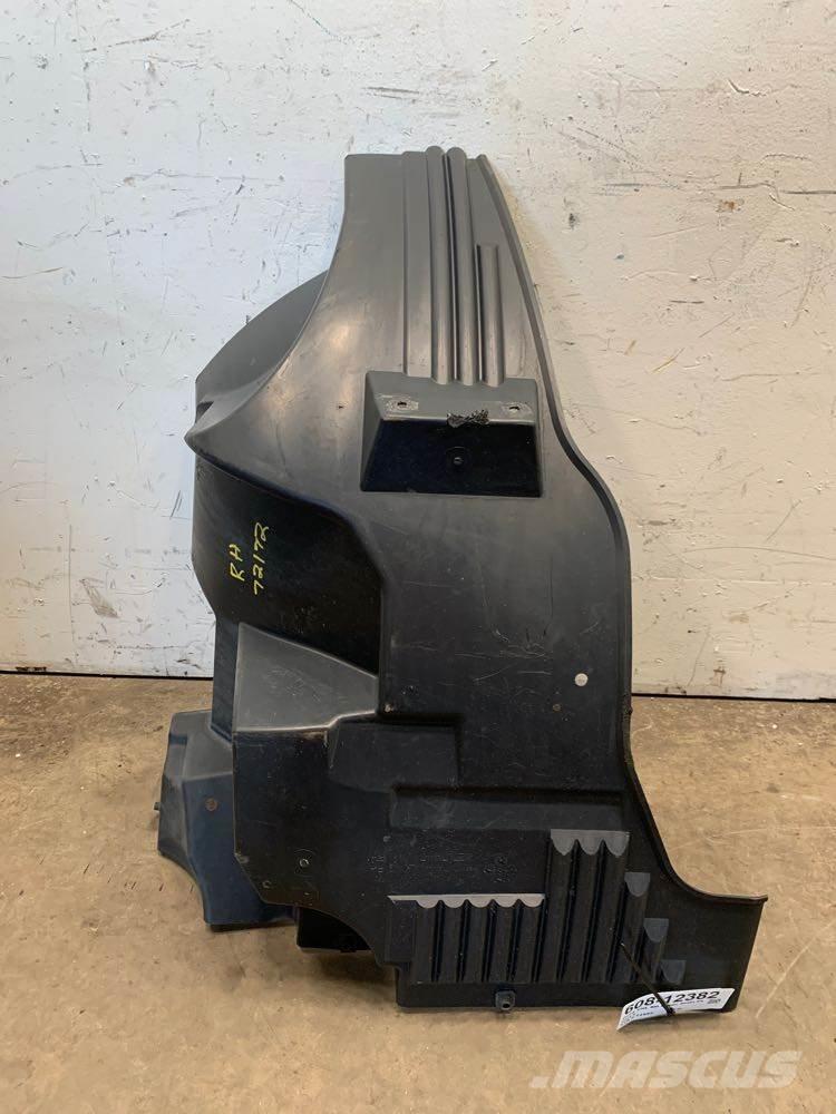 Volvo VNL Other components