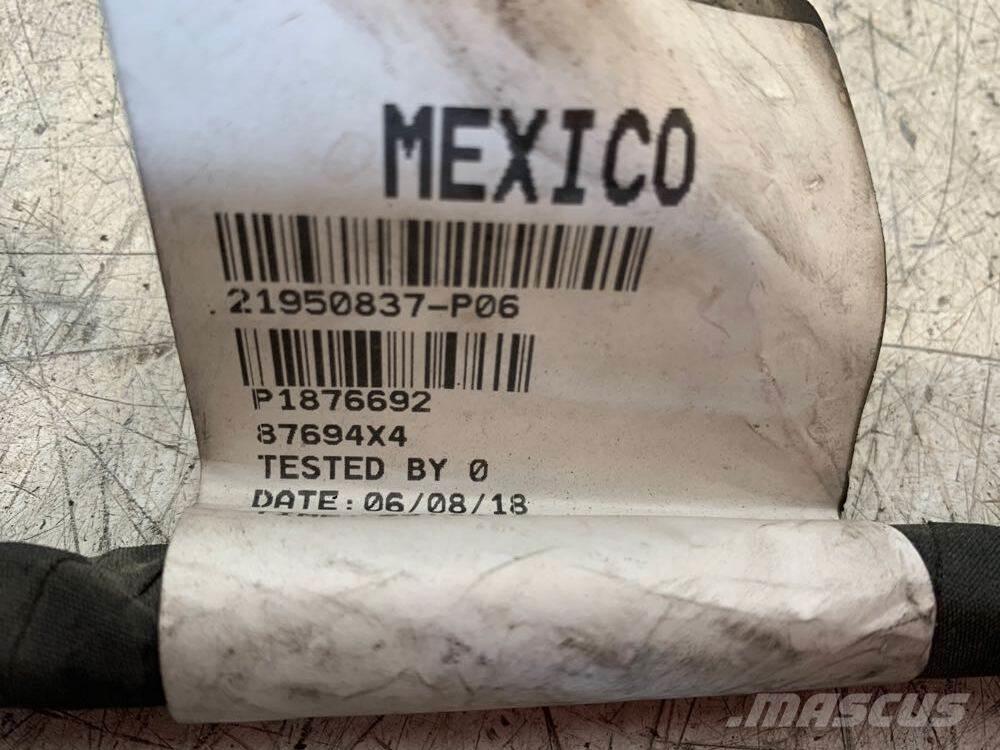 Volvo VNL Other components