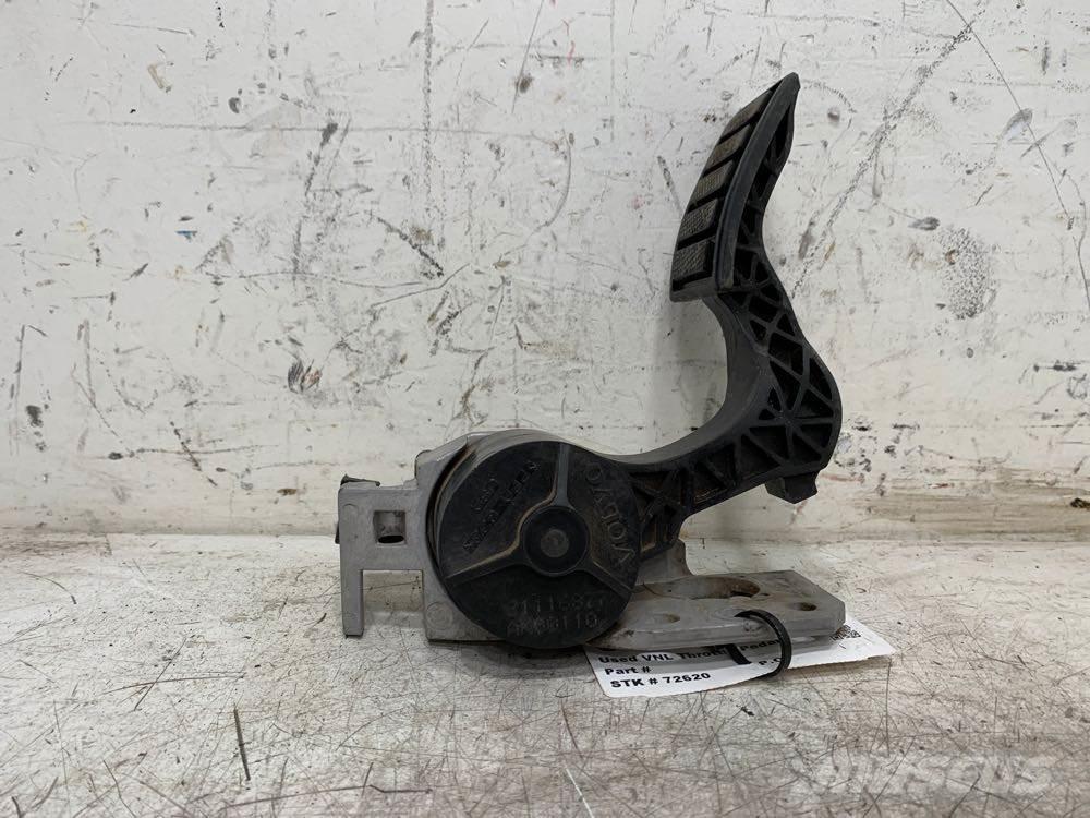 Volvo VNL Other components
