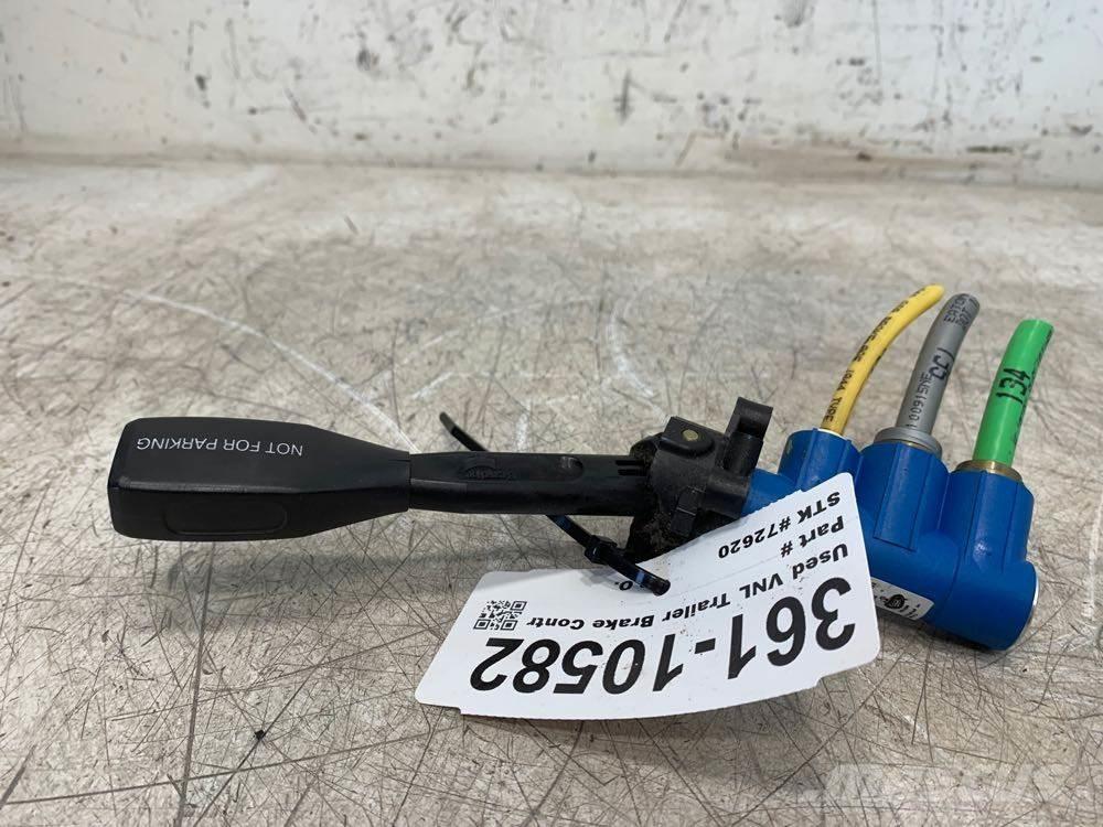 Volvo VNL Other components