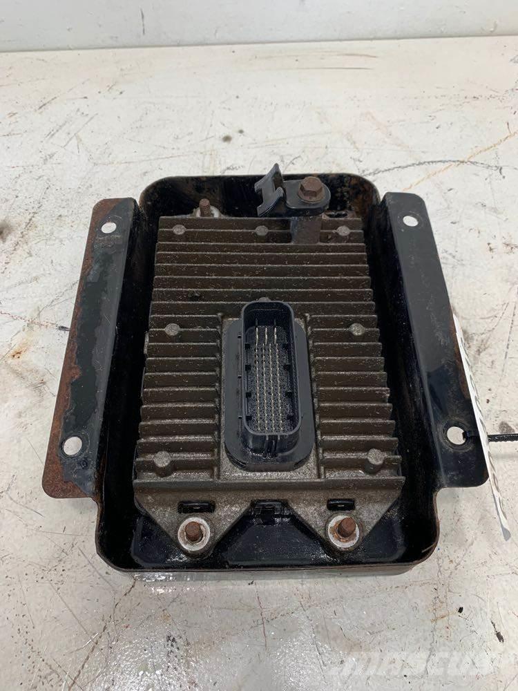 Volvo VNL Other components