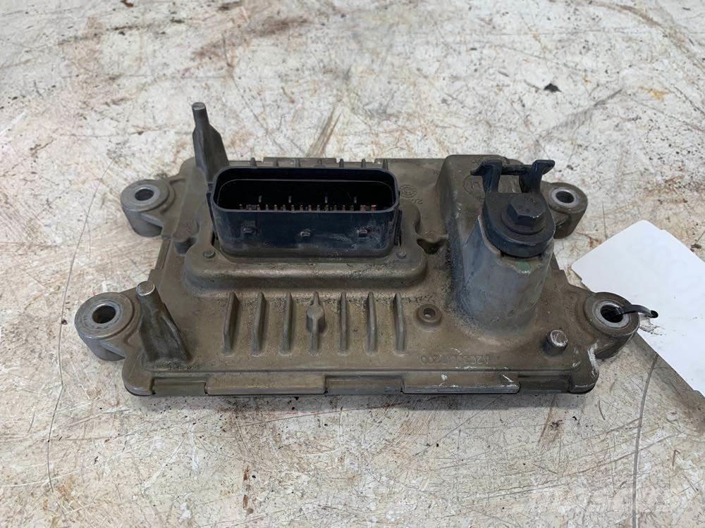 Volvo VNL Other components