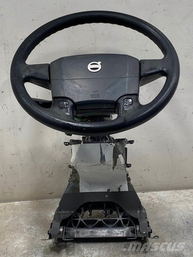 Volvo VNL Other components