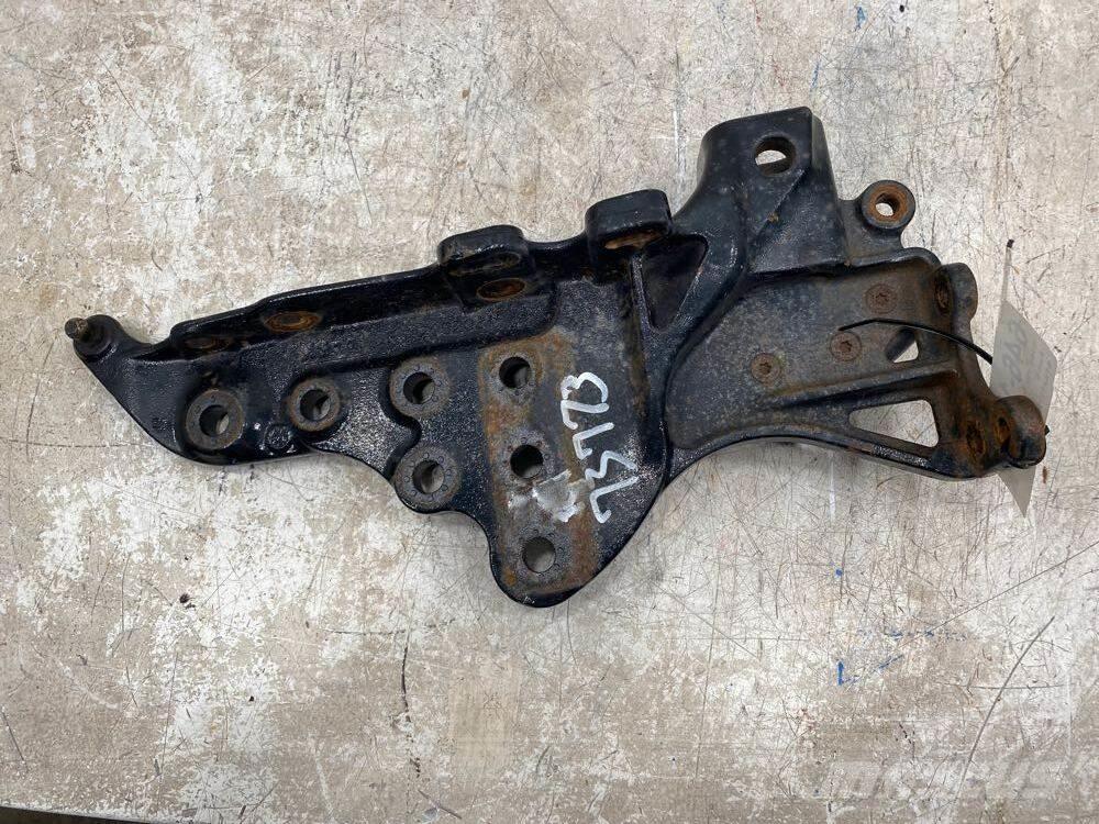 Volvo VNL Other components