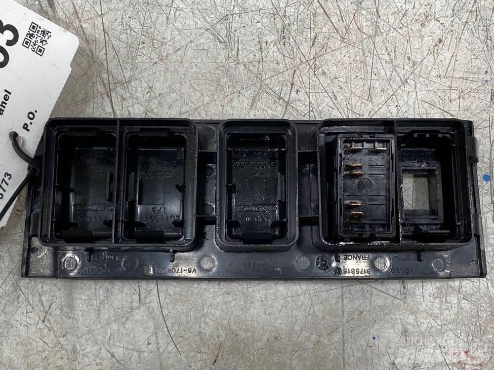Volvo VNL Electronics