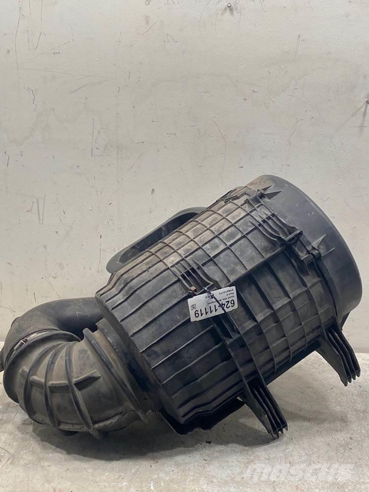 Volvo VNL Other components