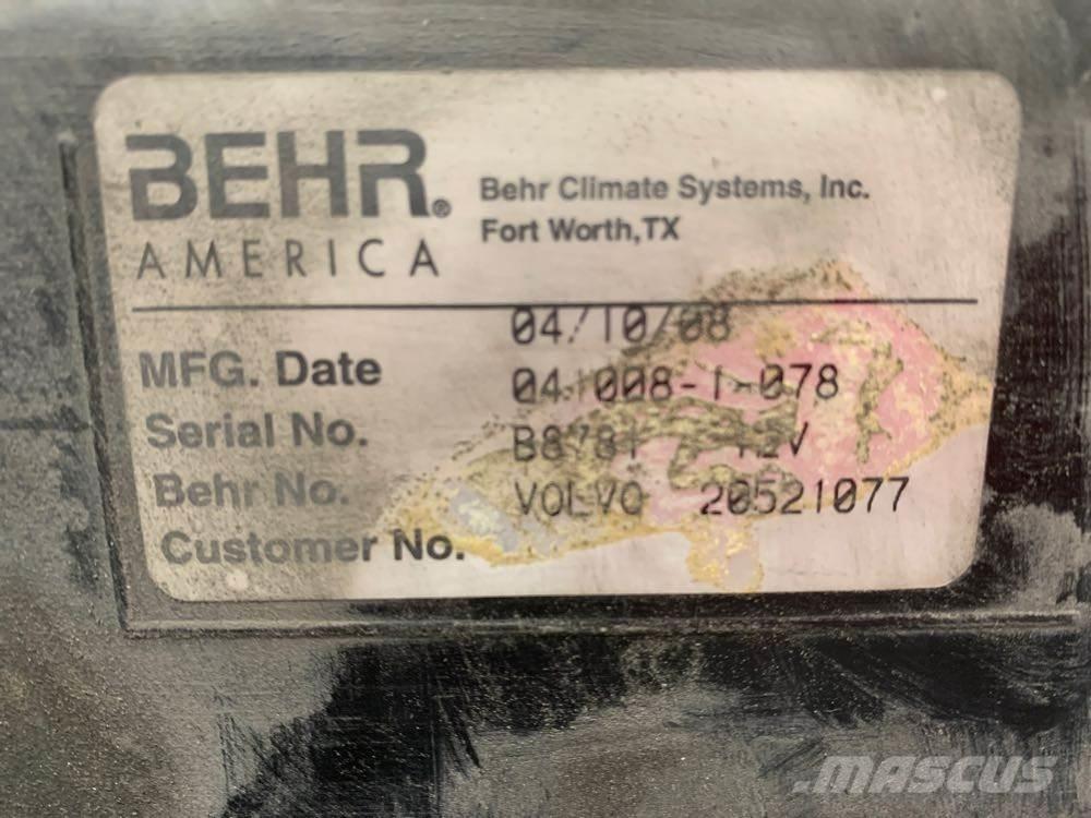 Volvo VNL Other components