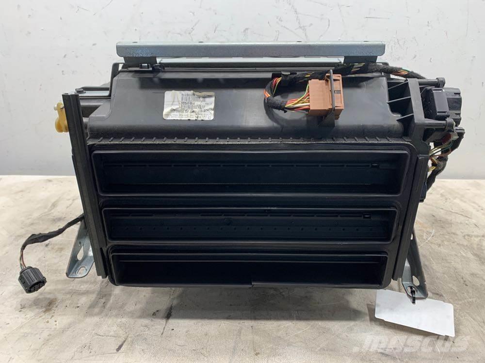 Volvo VNL Other components