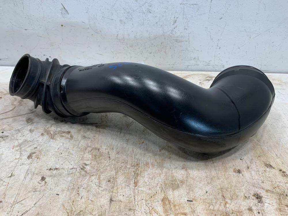 Volvo VNL Other components