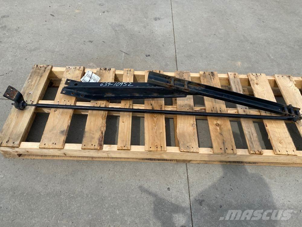 Volvo VNL Other components