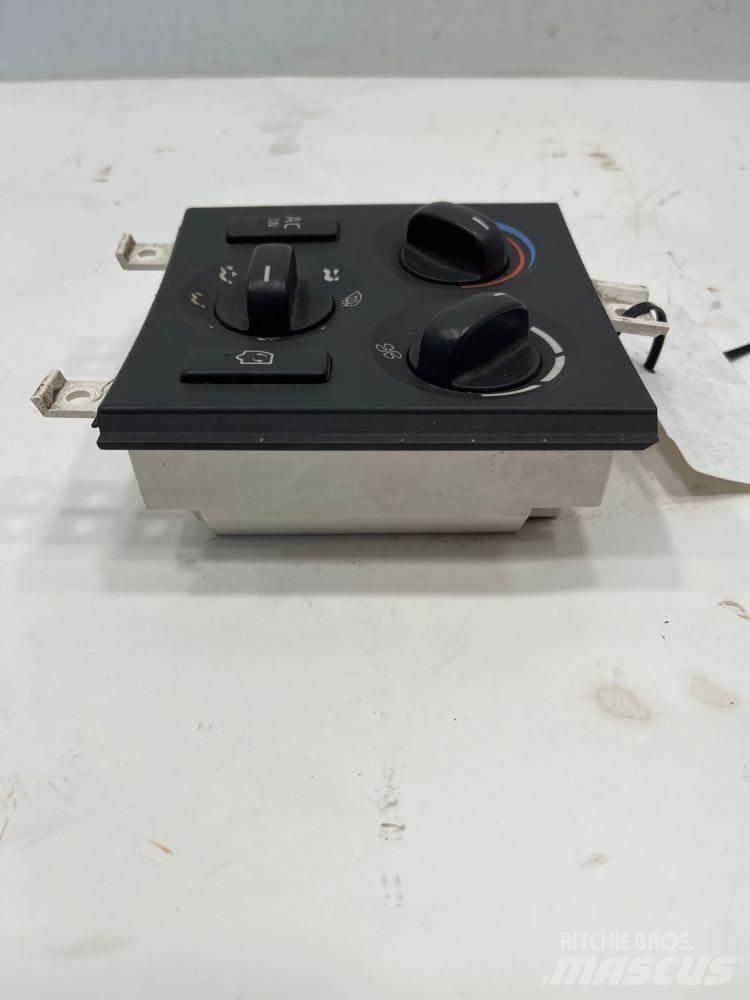 Volvo VNM Electronics