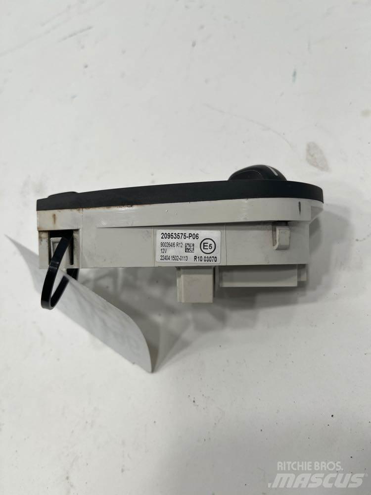 Volvo VNM Electronics