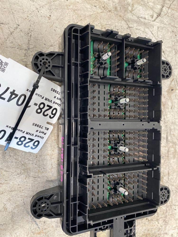 Volvo VNR Electronics
