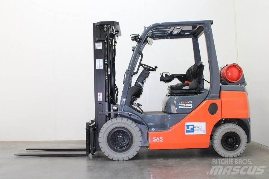 Toyota 02-8FGF25 LPG trucks