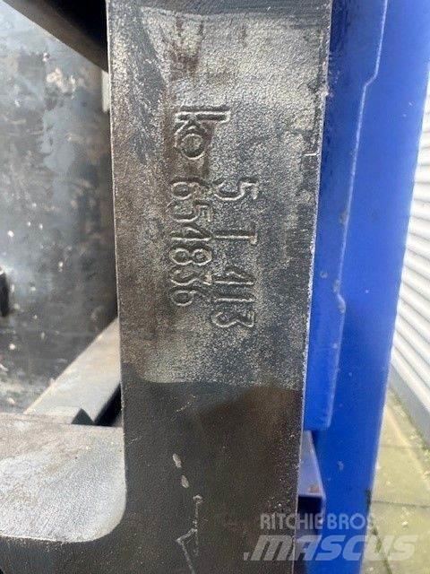 Kaup 5T 413 Bale clamps