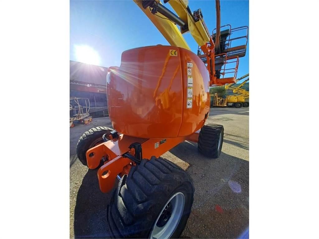 JLG 450AJ Articulated boom lifts