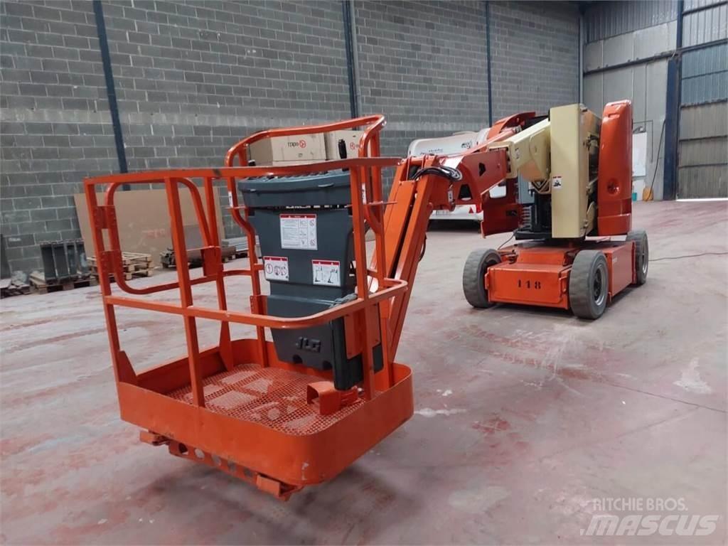JLG E300AJP Articulated boom lifts