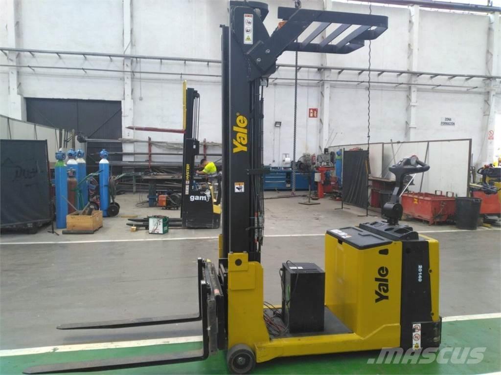 Yale MC12 Hand pallet stackers