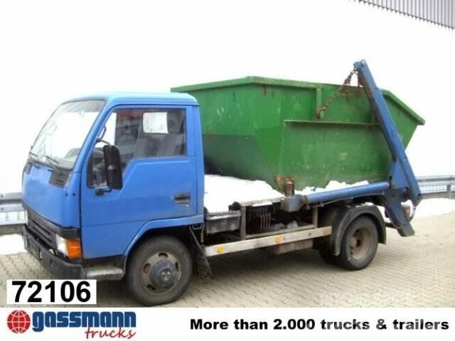 Mitsubishi Canter 4x2 Demountable trucks