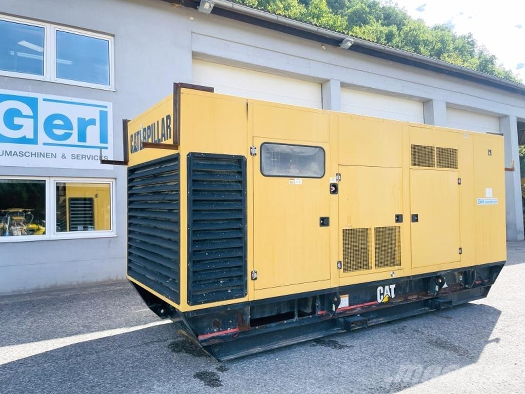 CAT 700 Diesel Generators