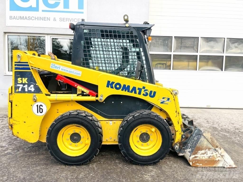 Komatsu SK714 Skid steer loaders