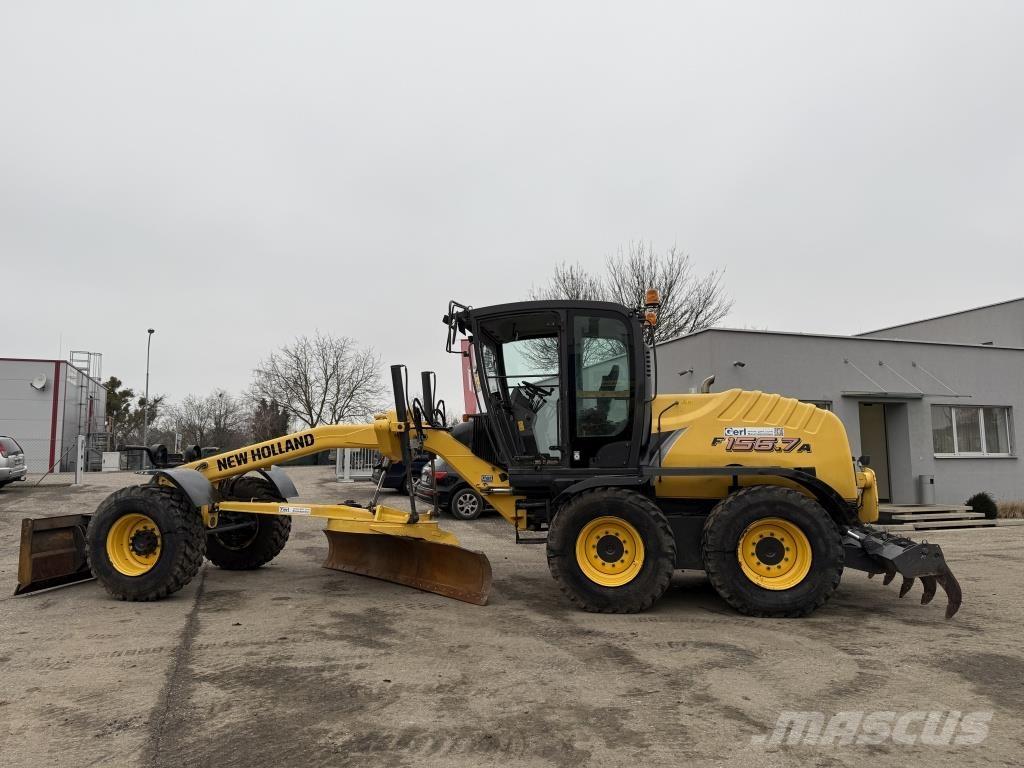 New Holland F 156.7A Graders