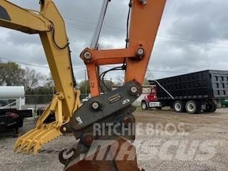Doosan DX225LC Crawler excavators