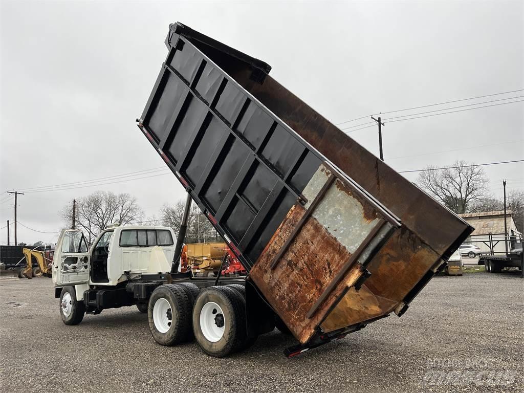 Ford FT900 Tipper trucks