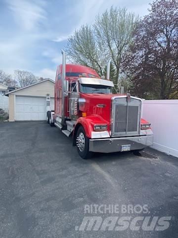 Kenworth W900L Other