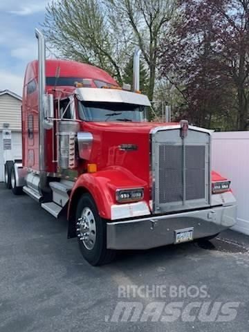 Kenworth W900L Other