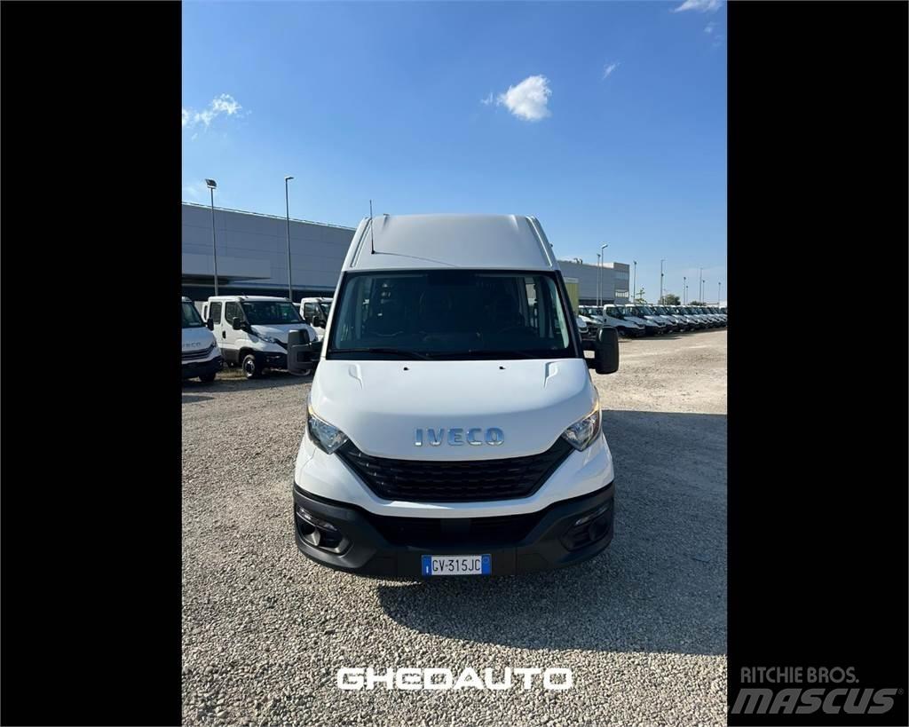 Iveco 35S16 Box body