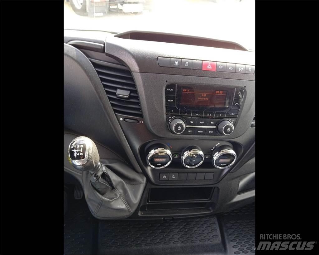 Iveco 35S16S V Box body