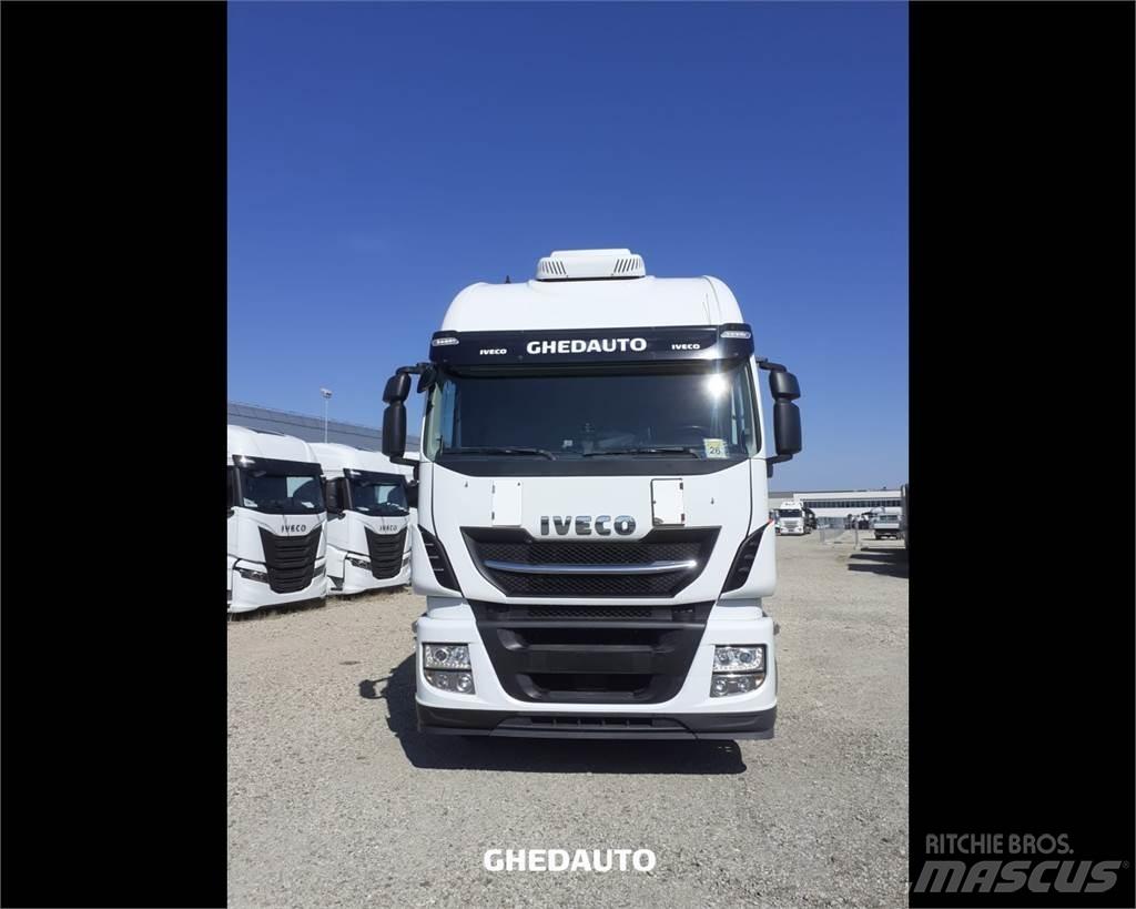 Iveco AS260S48Y Box trucks