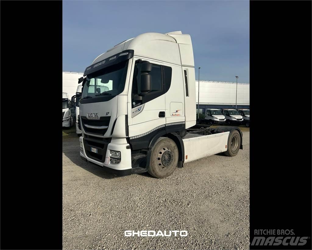 Iveco AS440ST Box trucks