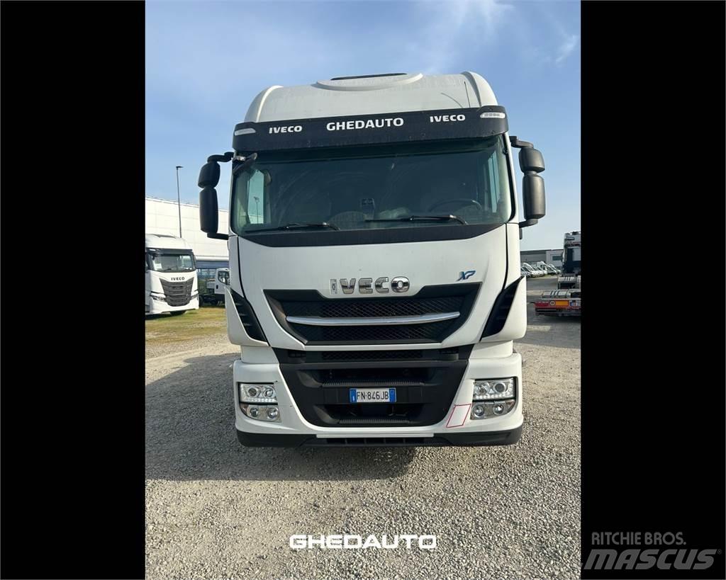 Iveco AS440ST Box trucks