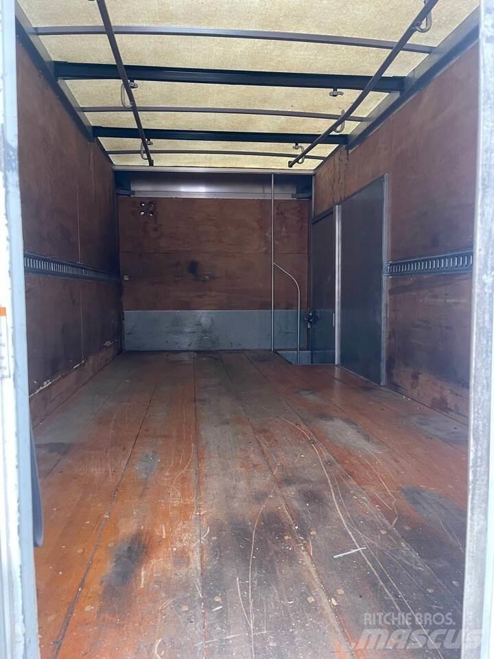 Isuzu NPR-HD Box trucks