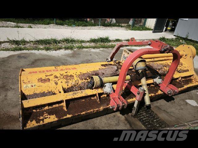  Chaba Field drags