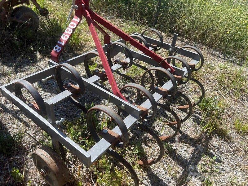 Morgnieux VSR 11 Row crop cultivators