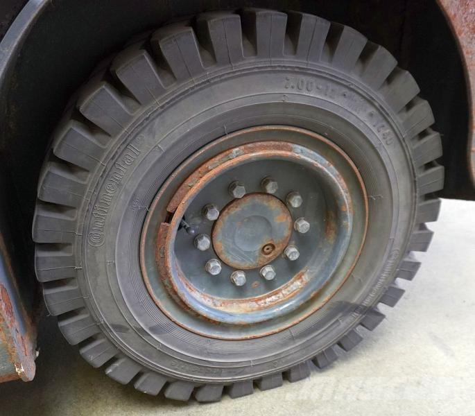 Linde W 20 127 Tow truck